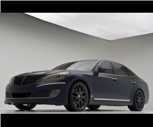 This was the take up most of the Equus reviews. It has a nice engine, smooth ride, fa...