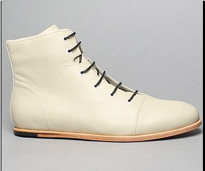 Modern men's boots by Zurick are clean and elegant. Wonderful shoes for Summer.