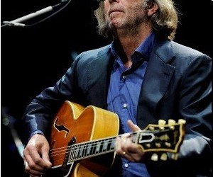 Bonhams has announced a major sale of guitars and other music equipment from guitar g...
