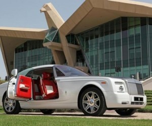 Rolls Royce has created special Abu Dhabi editions of their flagship cars in an effor...
