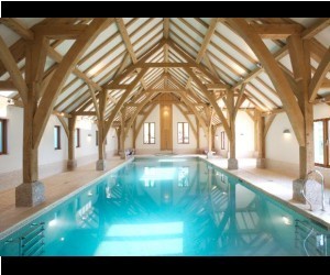 Dating back to the fifteenth-century, this stunning thatched house set idyllically